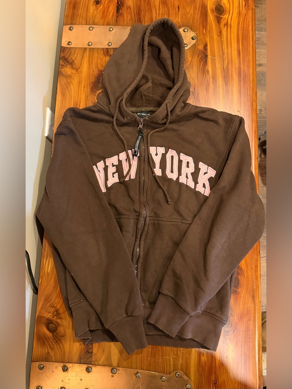 VINTAGE CITY THREDZ SLIGHT CROP WOMENS SMALL ZIP UP